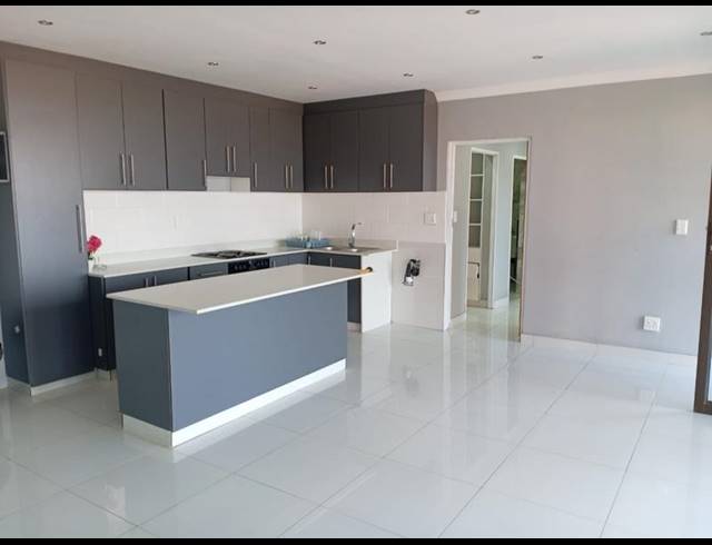 2 BEDROOM PROPERTY TO RENT IN BLUFF